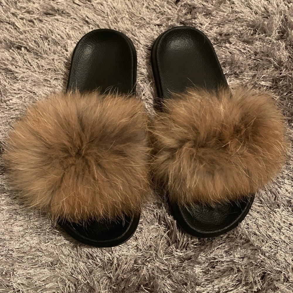 Fur Slides - Picture 4 of 6